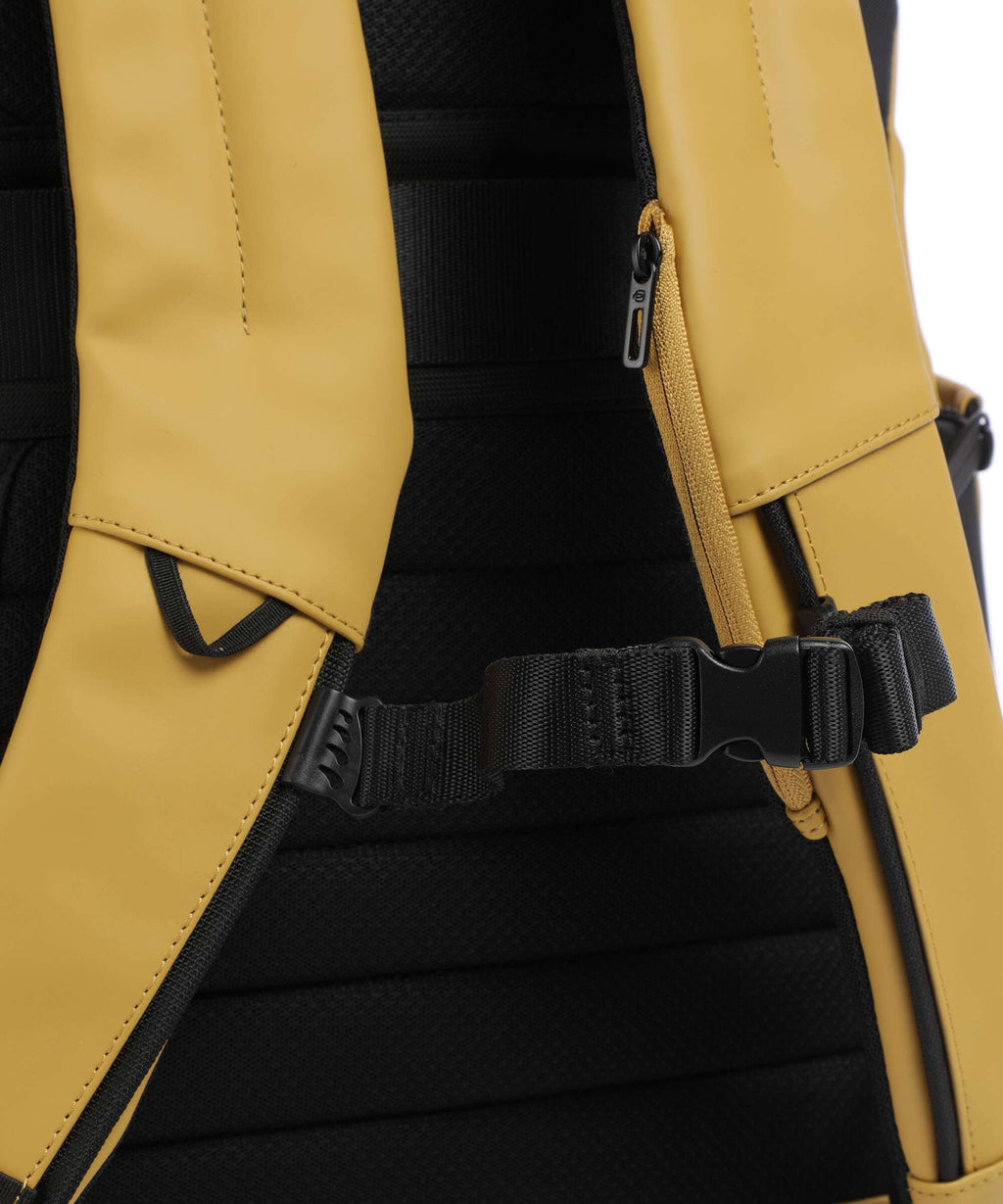 Piquadro Corner 2.0 2.0 Rolltop backpack ocra