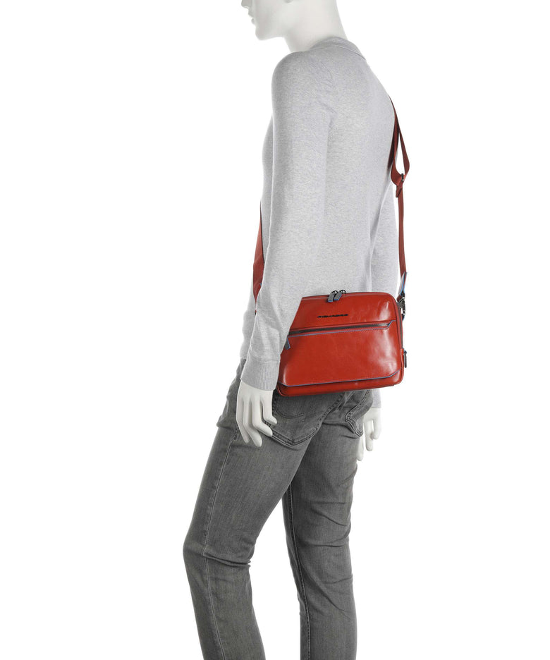 Piquadro Blue Square Crossbody bag tabacco