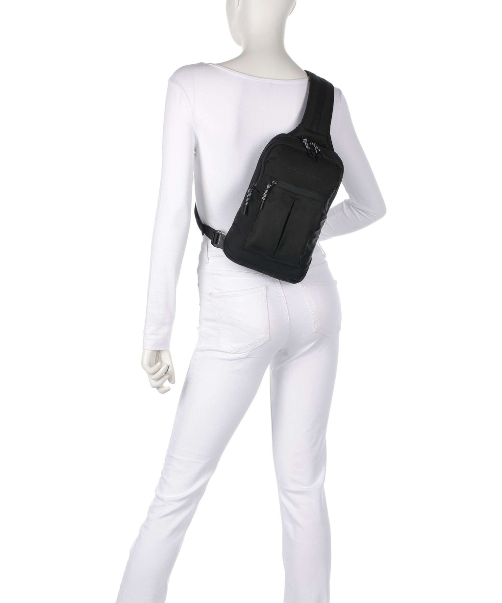 Piquadro S125 Sling bag black