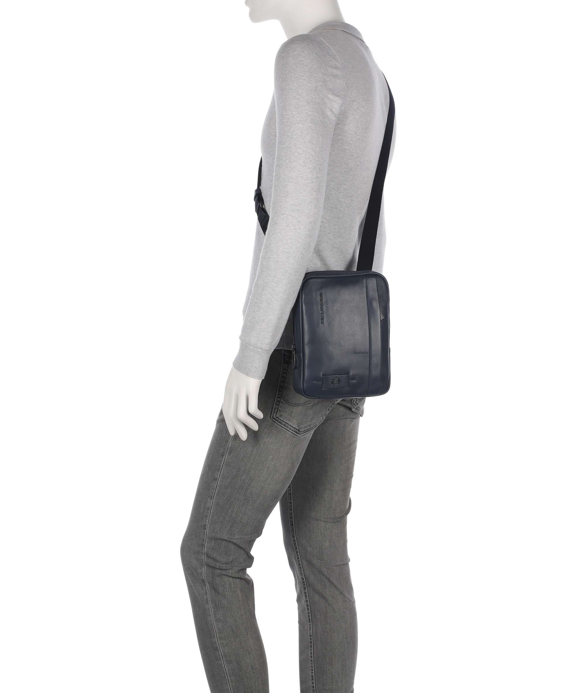 Piquadro W137 Crossbody bag blu