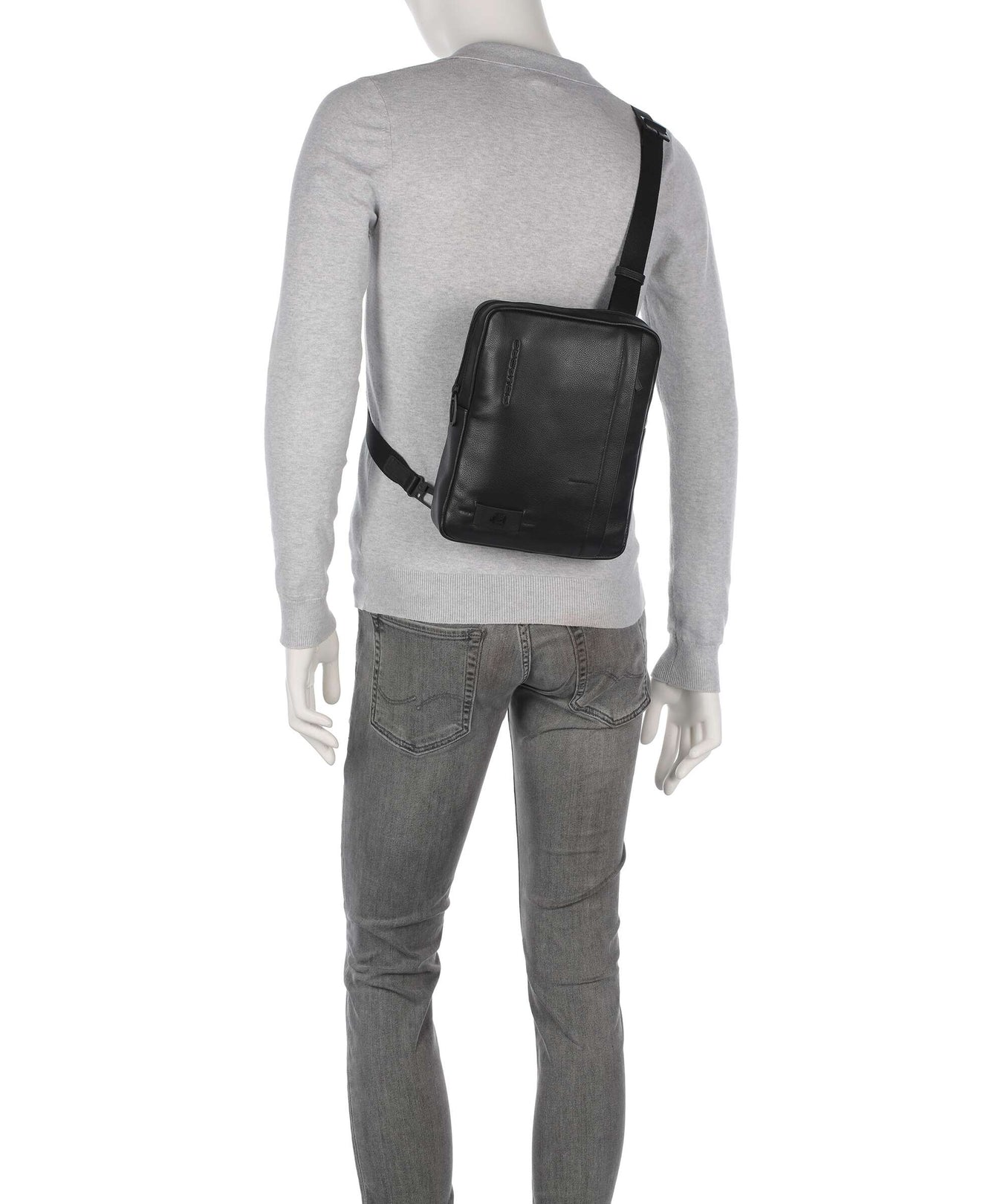 Piquadro W137 Crossbody bag nero