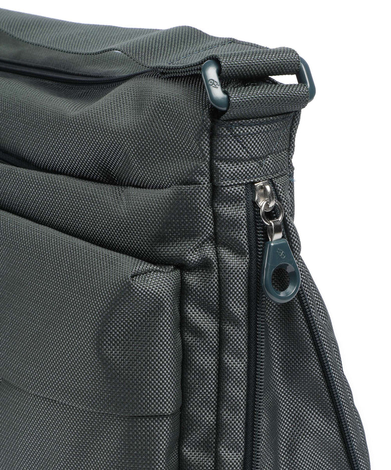 Mandarina Duck MD20 Crossbody bag pine green