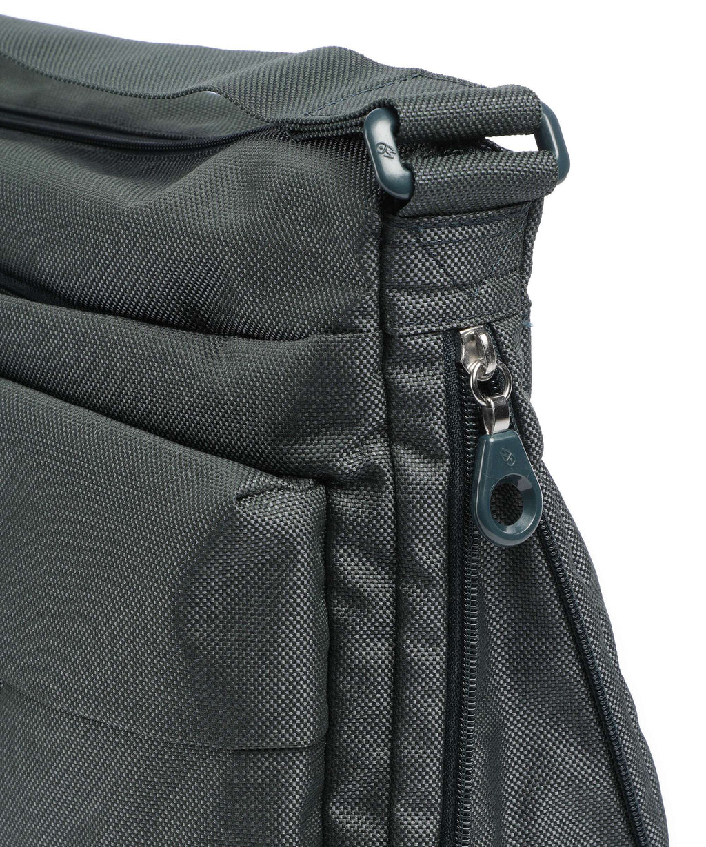 Mandarina Duck MD20 Crossbody bag pine green