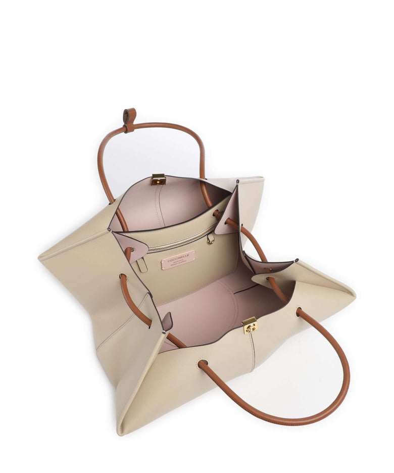 Coccinelle Kamy Shoulder bag sandshell/cognac