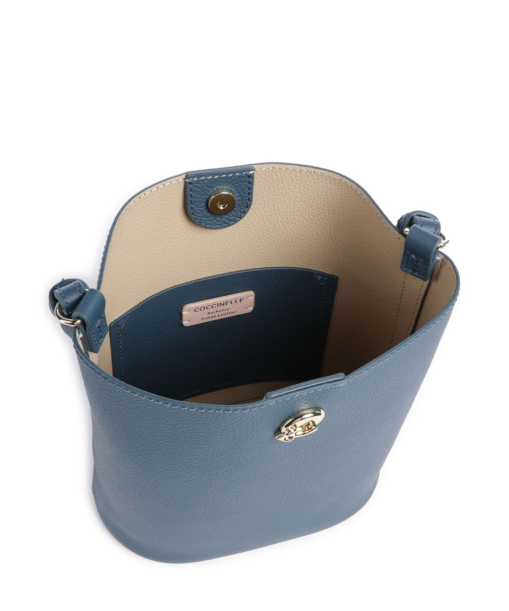 Coccinelle Nikla Bucket bag deep blue/sandshell