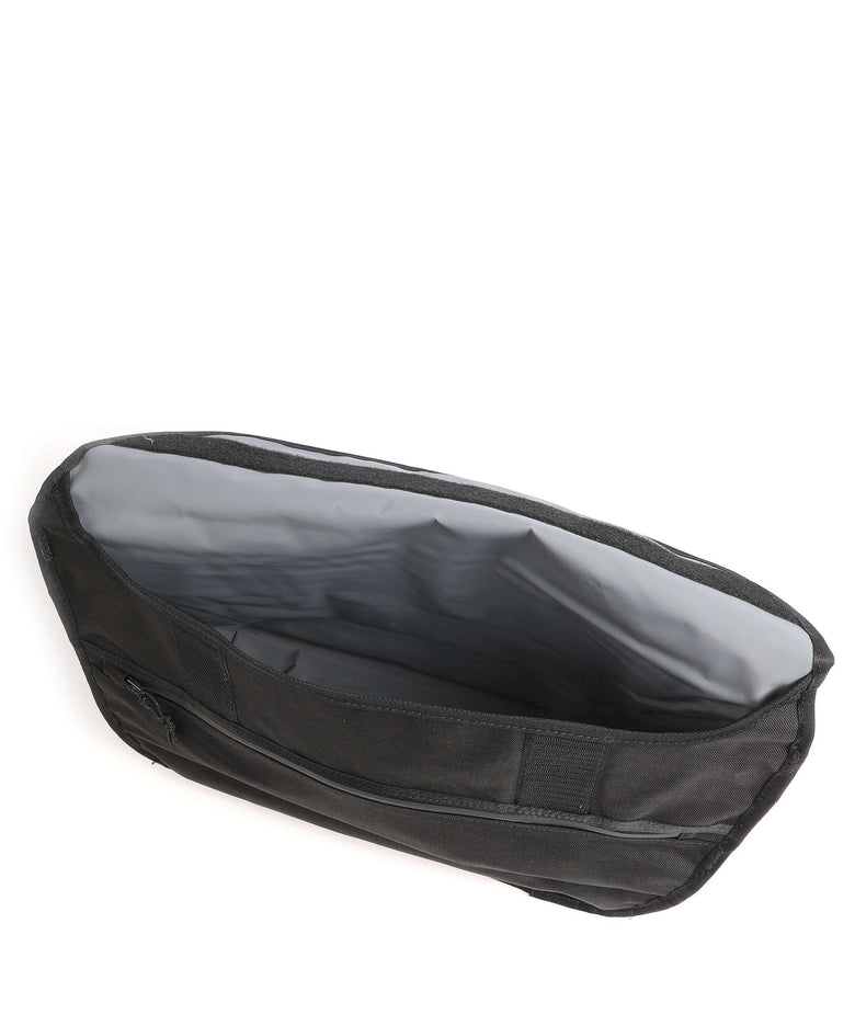 Chrome Simple MD Messenger bag black