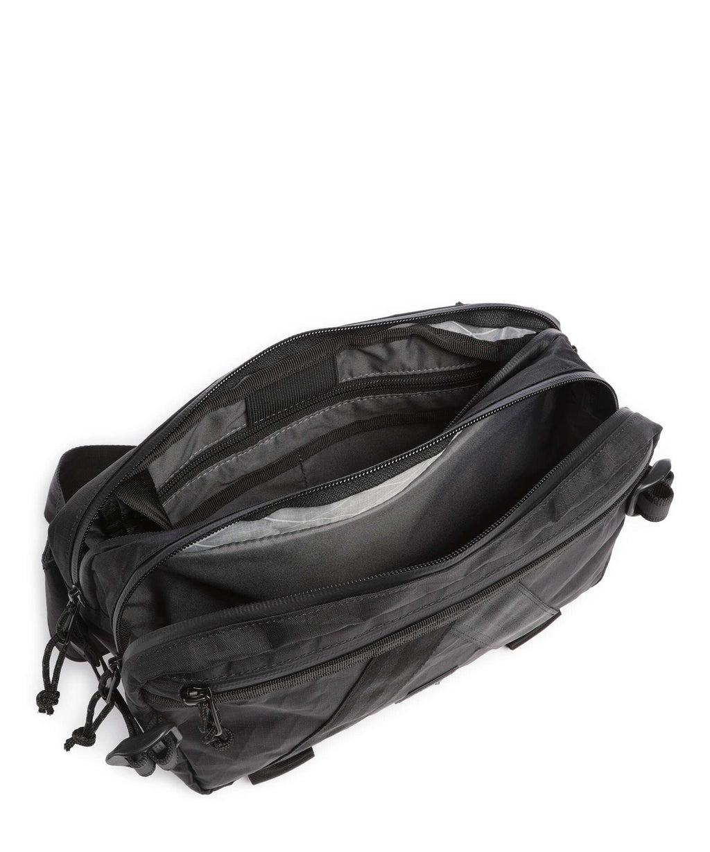 Chrome Heritage Tensile Sling bag black