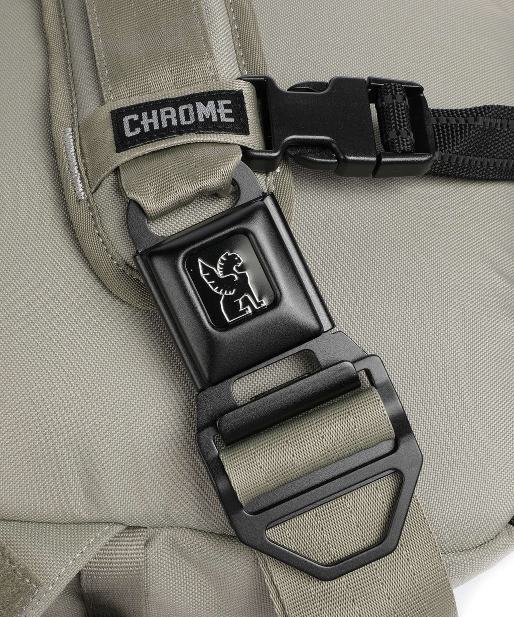 Chrome Kadet Max Crossbody bag sage