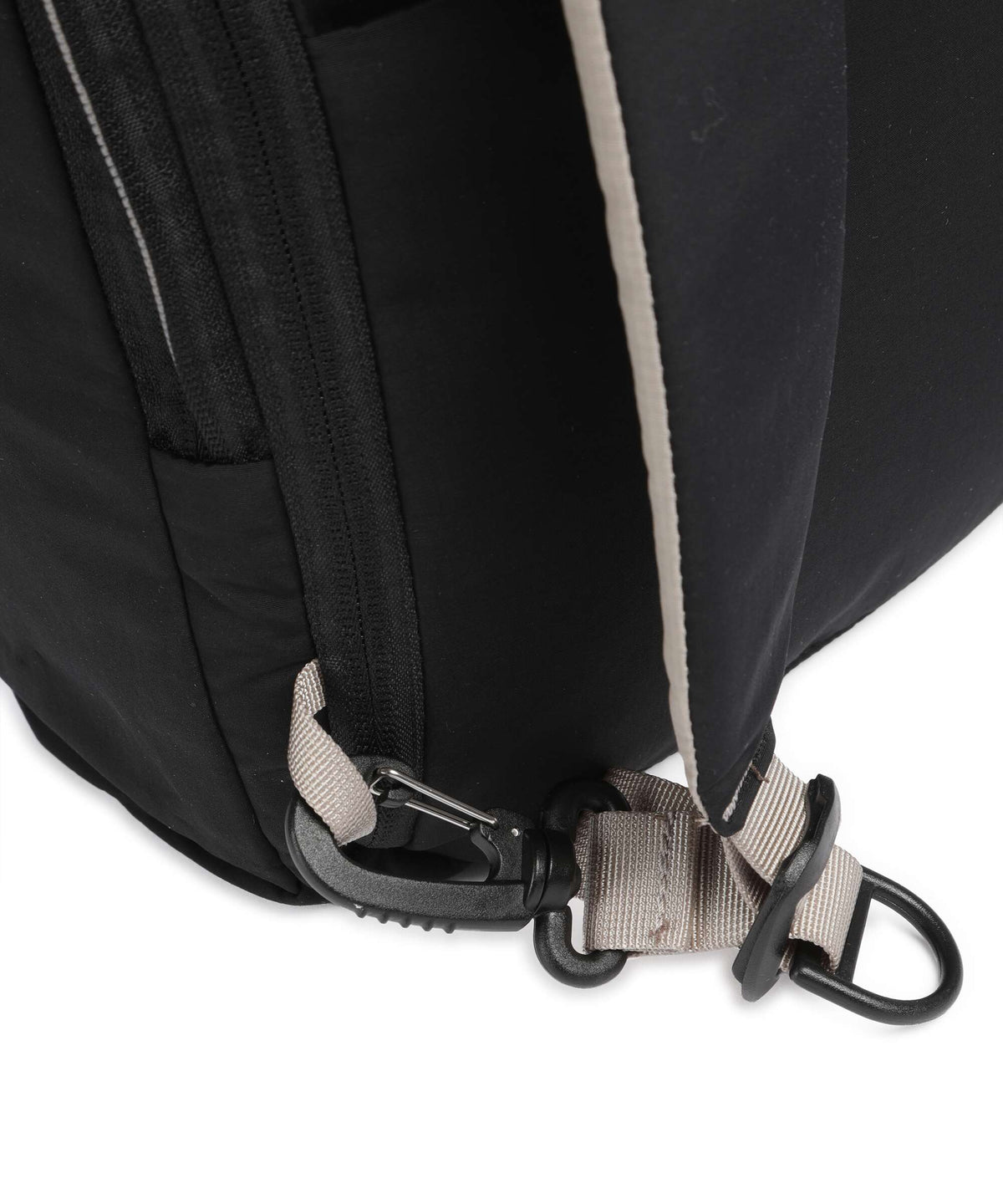 XD Design Switch 2-1 Backpack black/sheer oak
