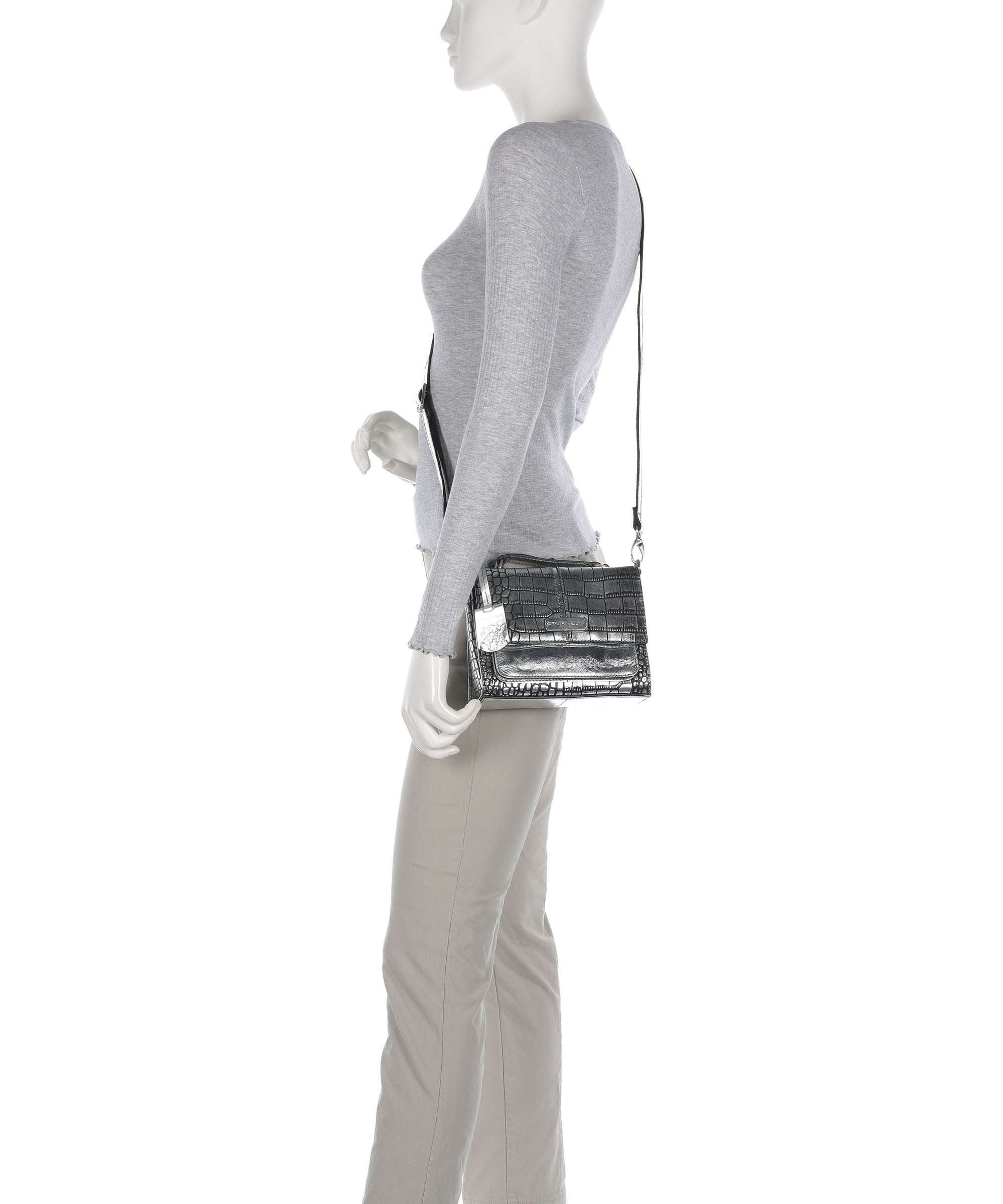 Burkely Cool Colbie Crossbody bag simply silver