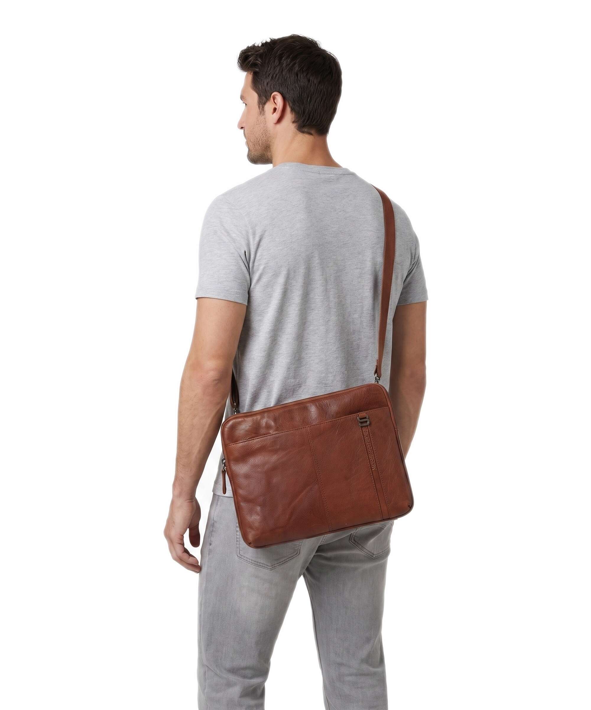 Spikes & Sparrow Bronco Yakima Laptop case brandy