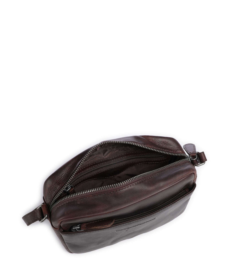 The Chesterfield Brand Cow Wax Pull Up Arona Crossbody bag brown