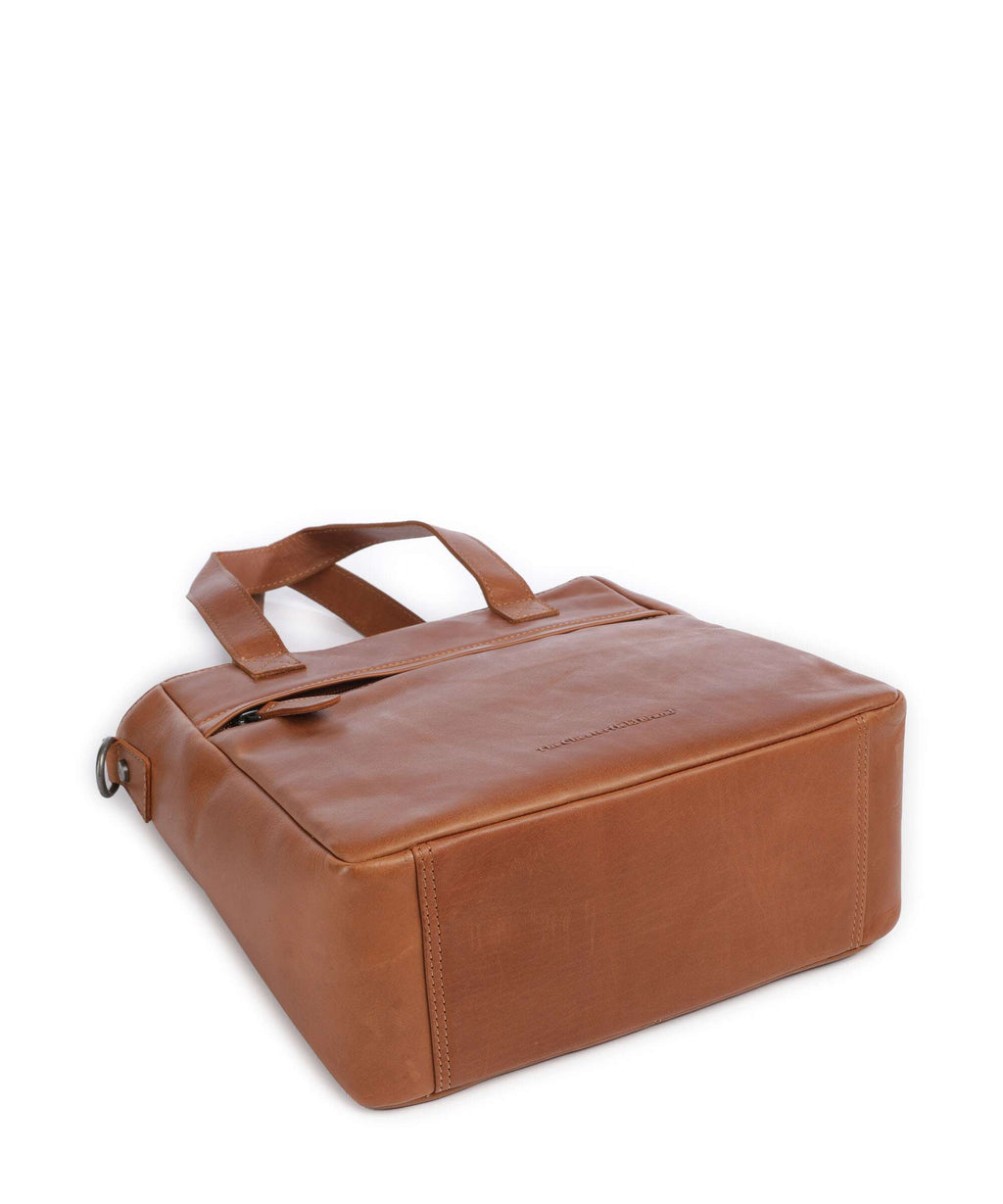 The Chesterfield Brand Cow Wax Pull Up Lingfield Handbag cognac