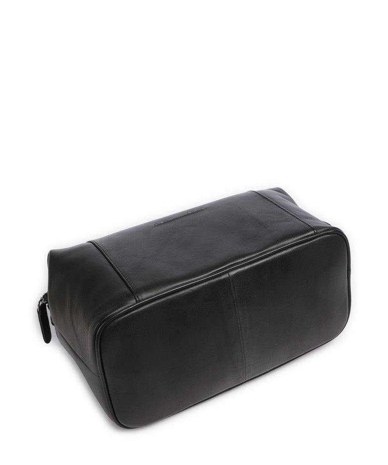 The Chesterfield Brand Novum Biassa Toiletry bag black