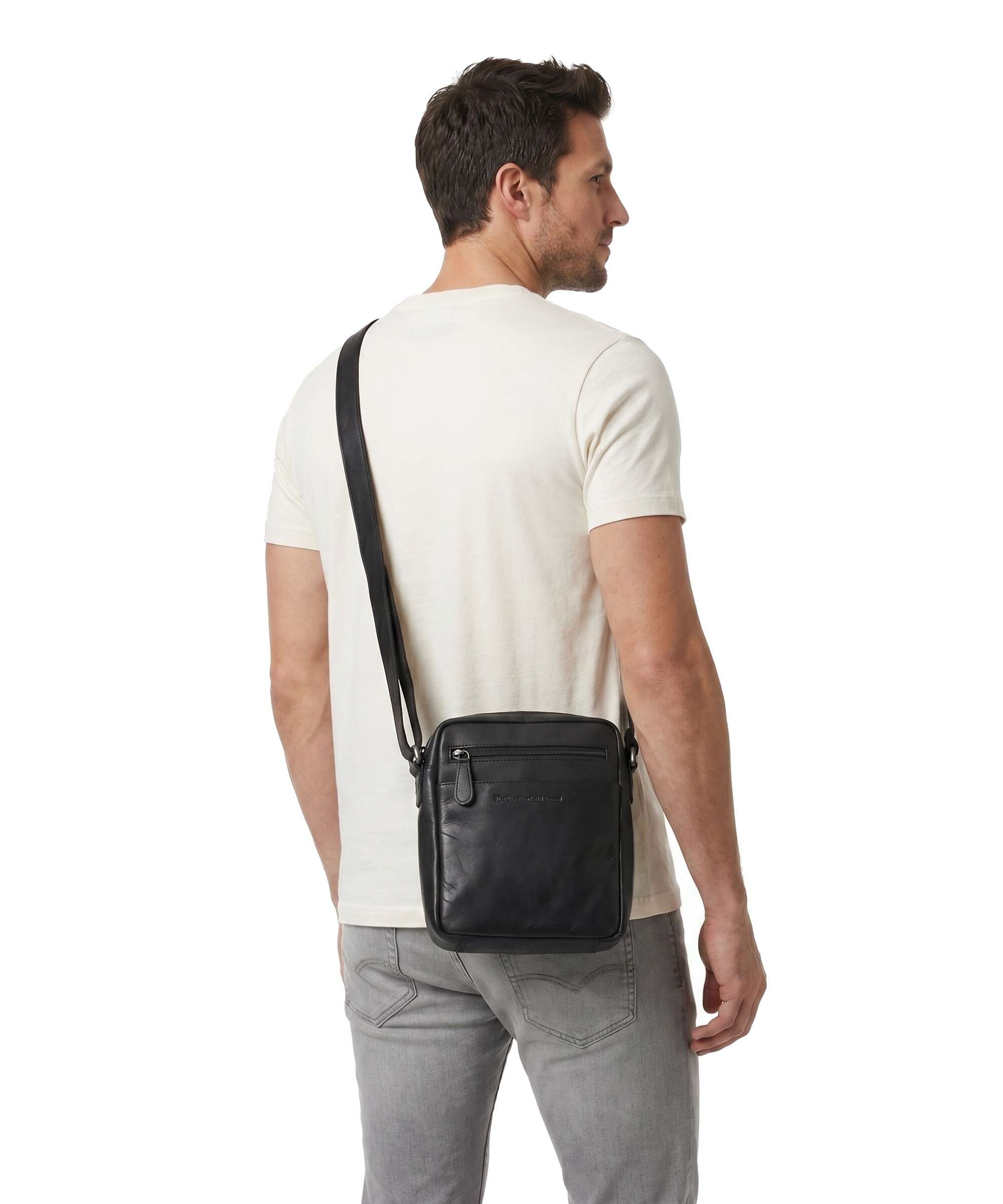 The Chesterfield Brand Wax Pull Up Cow Laveno Crossbody bag black