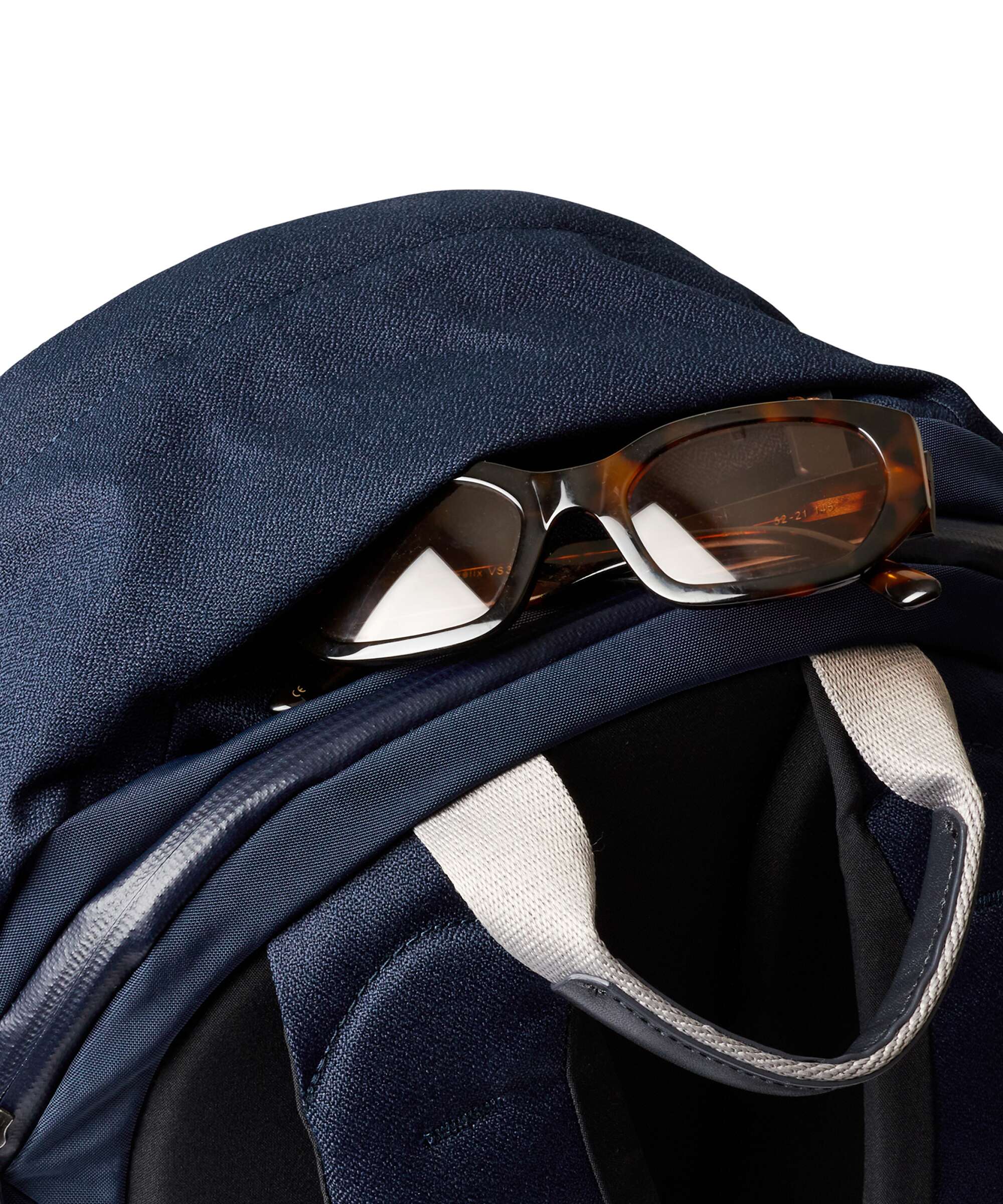 Bellroy Classic 24L Plus Backpack navy