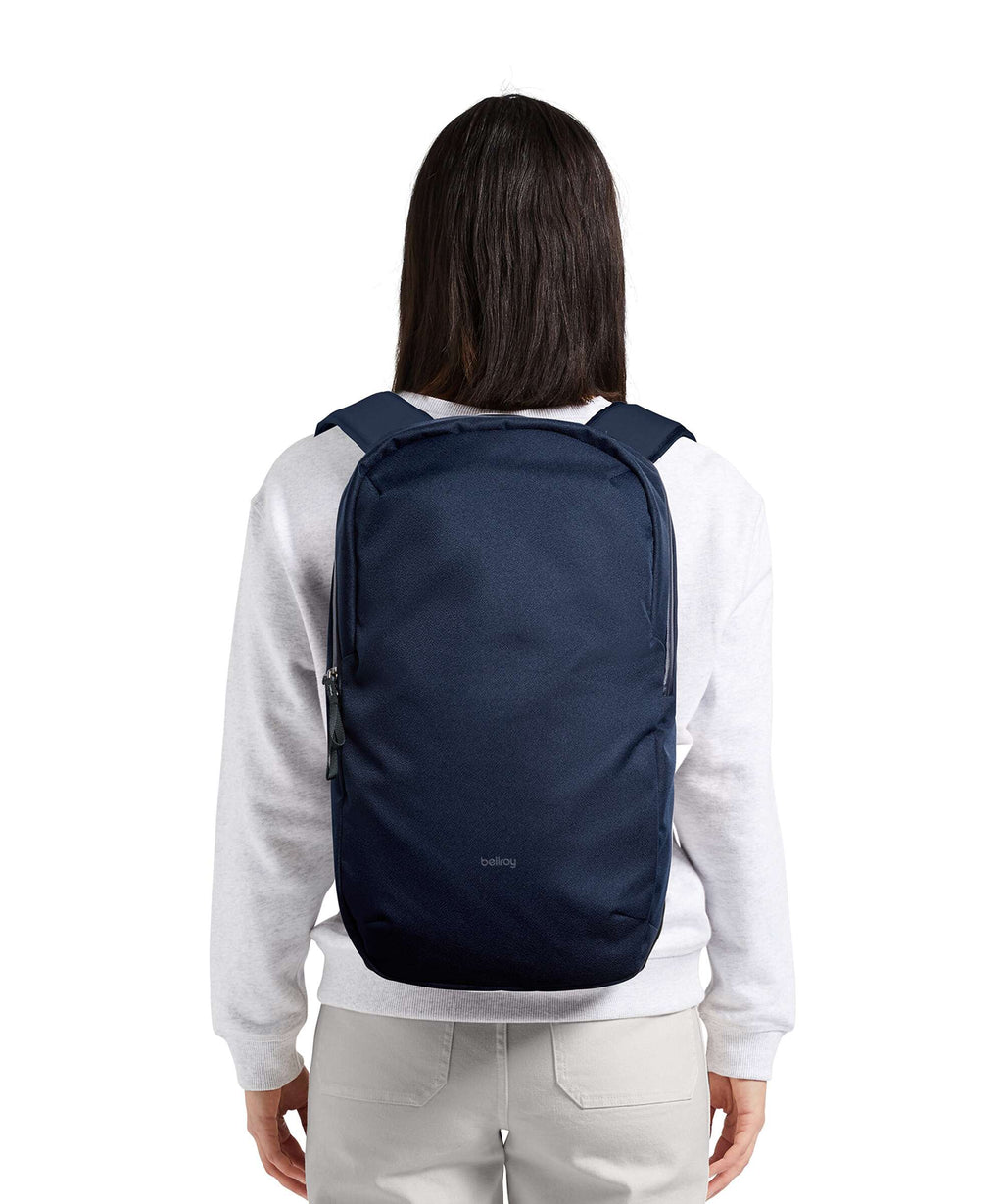 Bellroy Via 20 Backpack navy