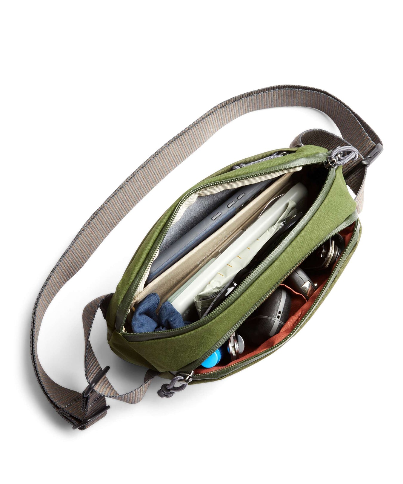 Bellroy Venture 2.5L Ready Fanny pack ranger green