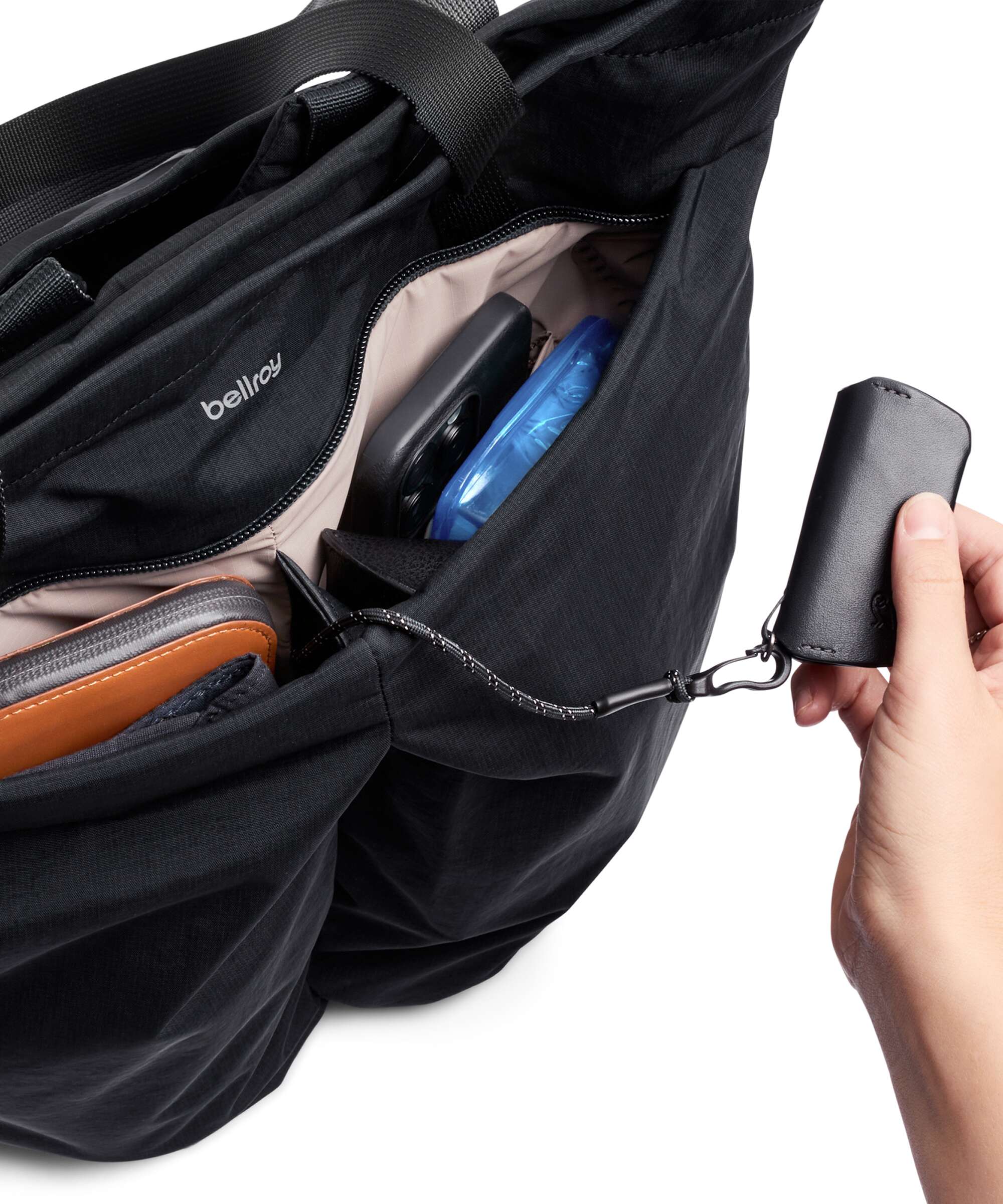 Bellroy Lite 18L Backpack bag black