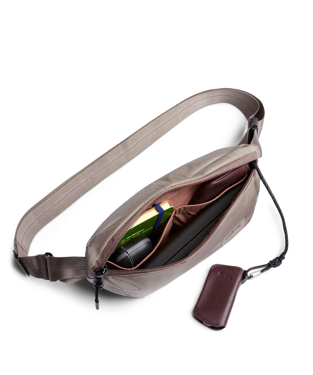 Bellroy Laneway 2 Belt bag fawn