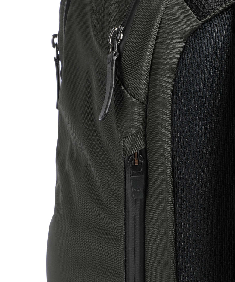 Bellroy Transit 28 Pro Backpack olive