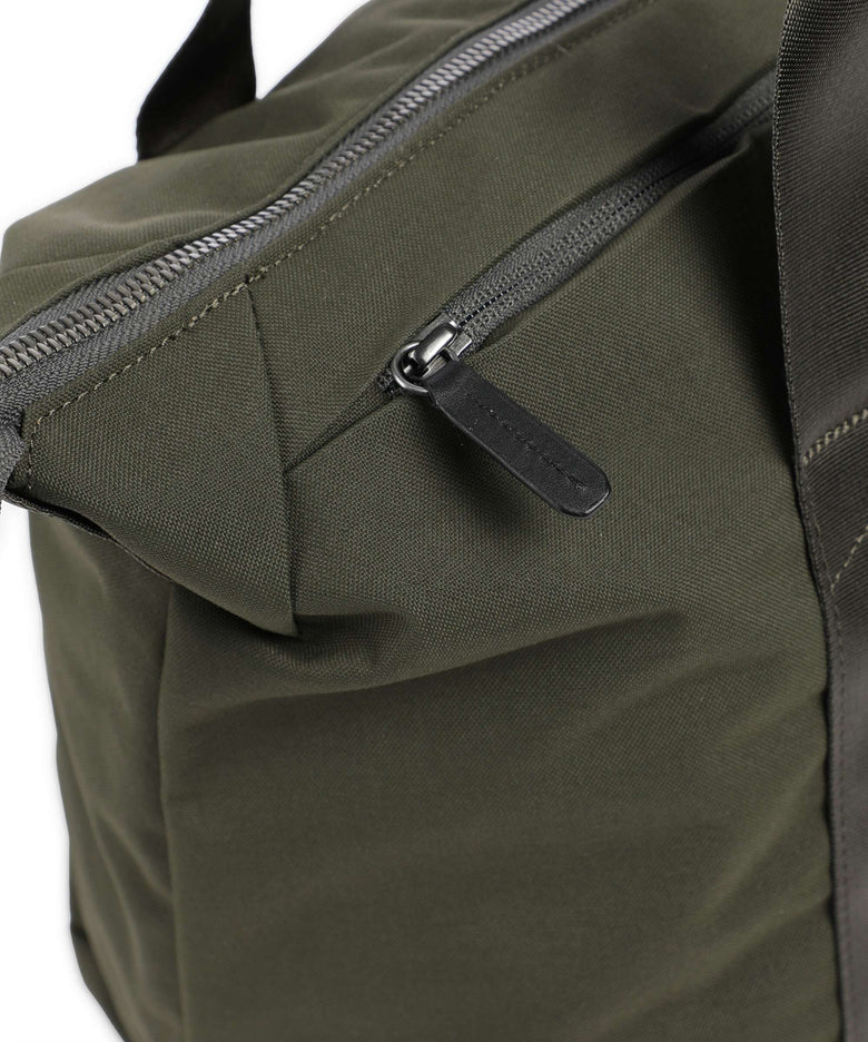 Bellroy Classic Getaway Weekend bag olive