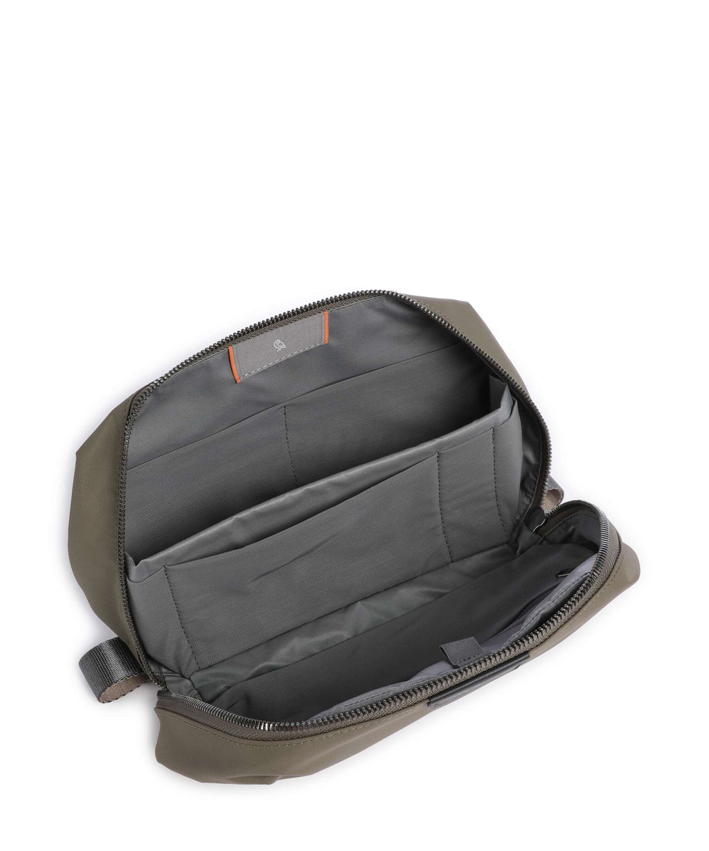 Bellroy Plus Toiletry bag seakelp