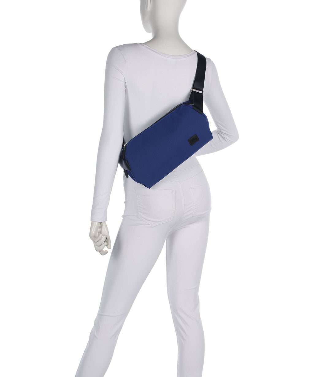 Bellroy Classic 7 Sling bag indigo